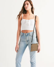 Load image into Gallery viewer, Design x Wristlet