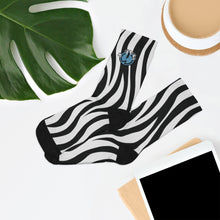 Load image into Gallery viewer, DxWP White Tiger Socks
