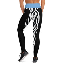 Load image into Gallery viewer, White Tiger Yoga Leggings